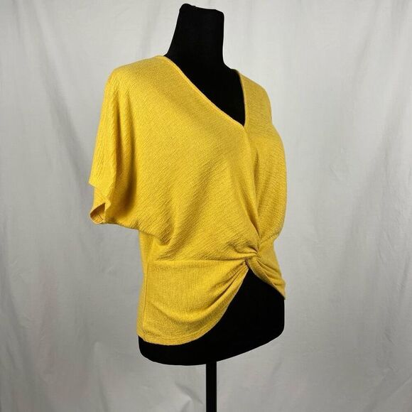 Harper Heritage Yellow Textured Twist Front Crop Top - Women’s S - Picture 4 of 7